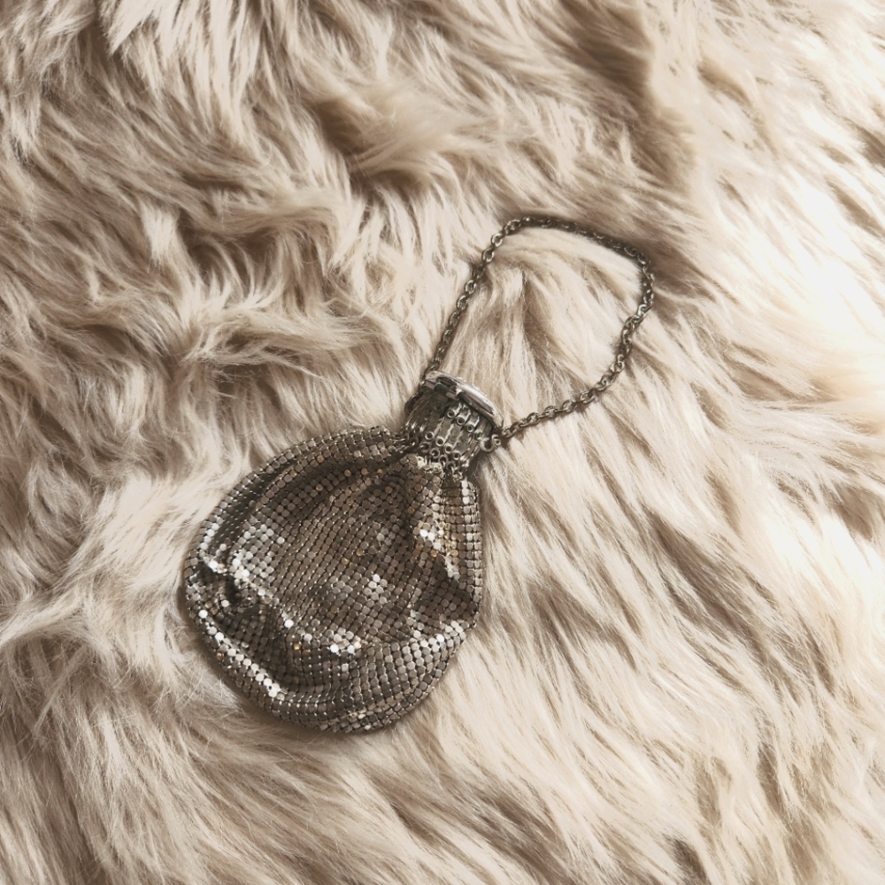 Whiting & Davis Co. Vintage 1940s Silver Beggars Bag‎ Wristlet